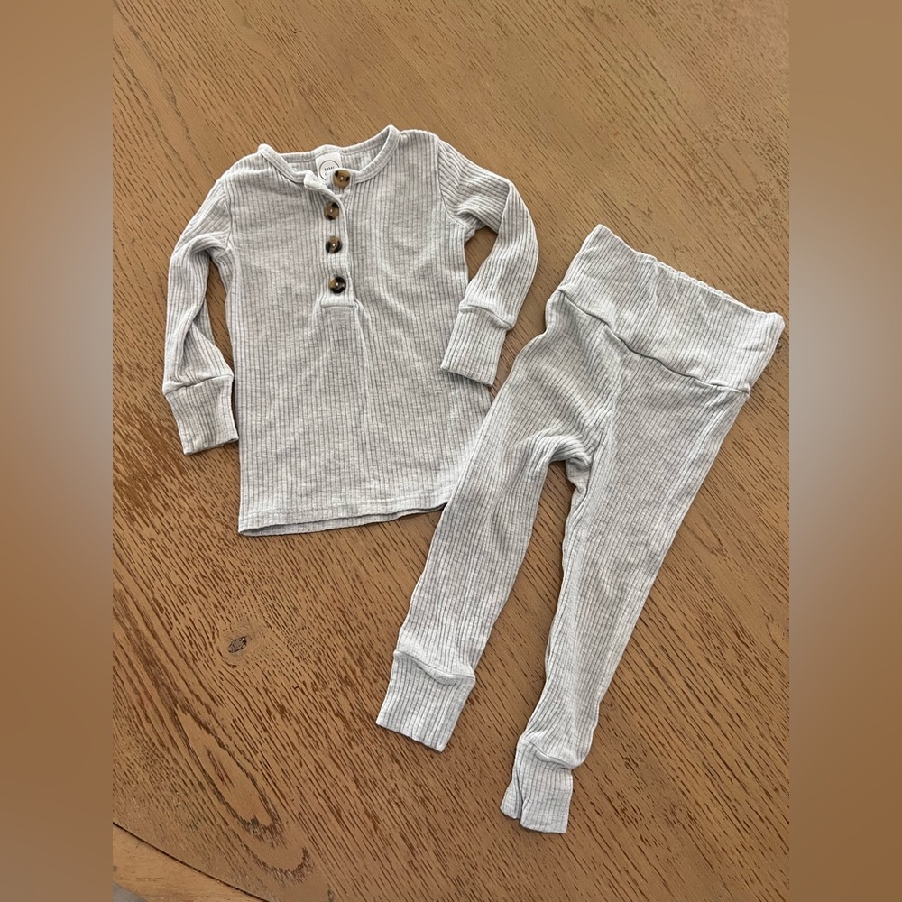 Lou Lou & co. T&b gray ribbed set 6-12 months